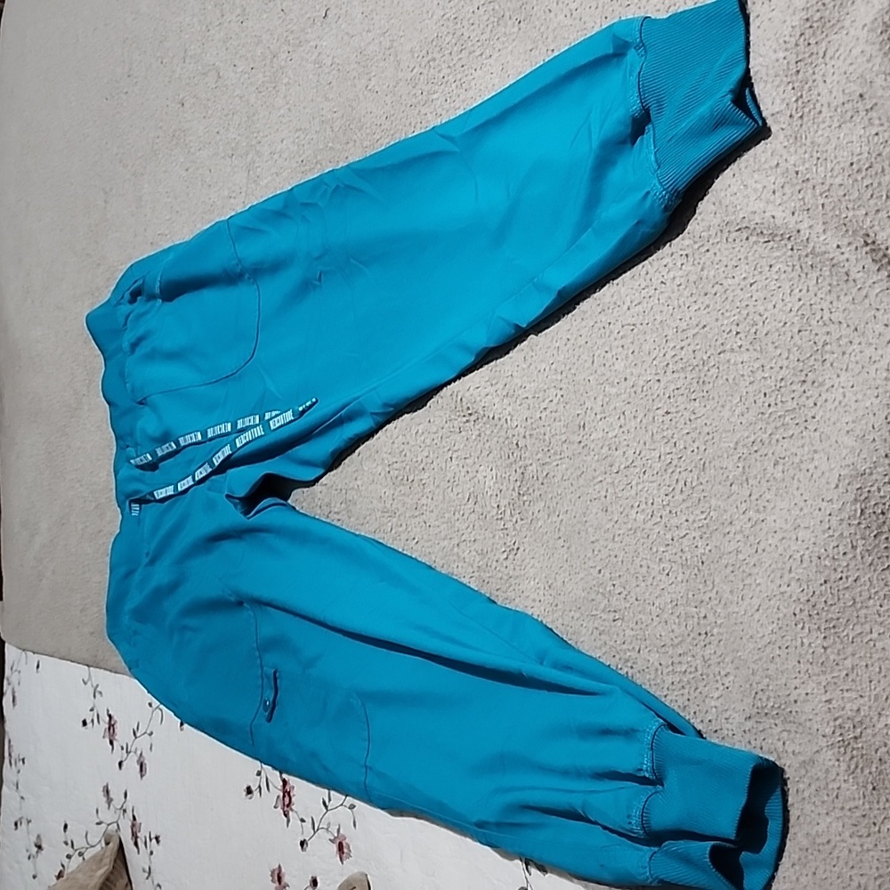 Med Couture Touch Jogger Scrub Pants